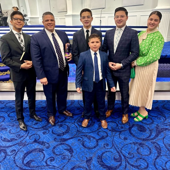 Meet your Posher, Lena - Picture 2 of 15